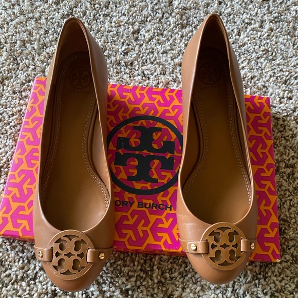 Tory Burch Shoes - Tory Burch Mini Miller Wedge - Royal Tan